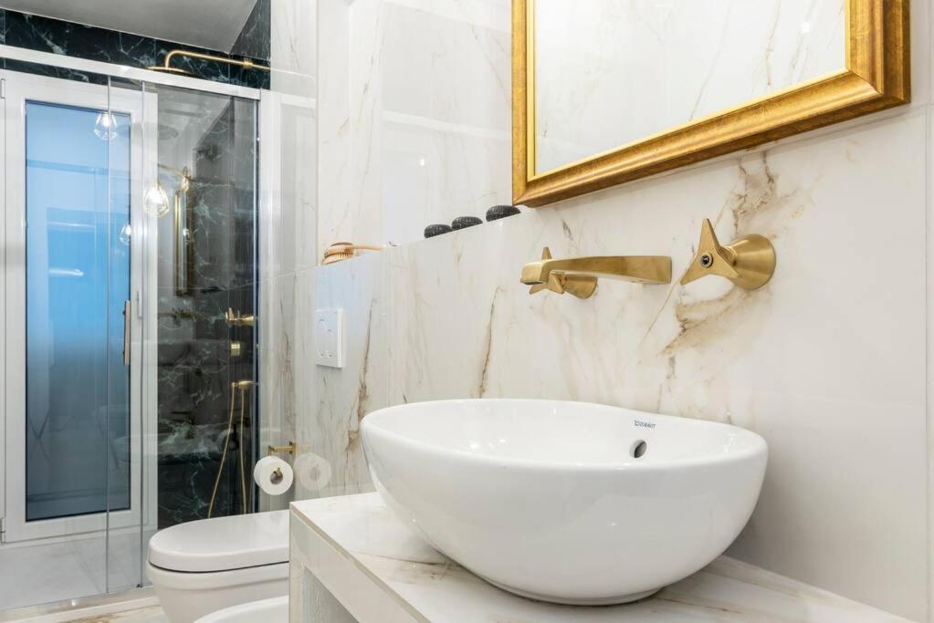Velasca Flexyrent Apt. Aircon - Wifi - Brand New Milano Ngoại thất bức ảnh